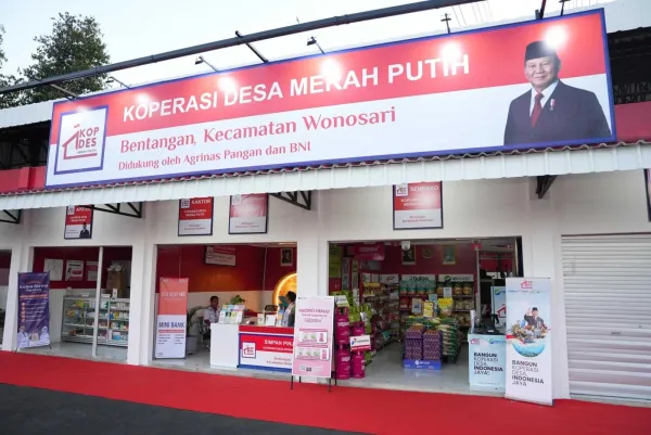 Menko Pangan Tegaskan Rantai Pasok Program MBG Wajib Lewat Koperasi Merah Putih